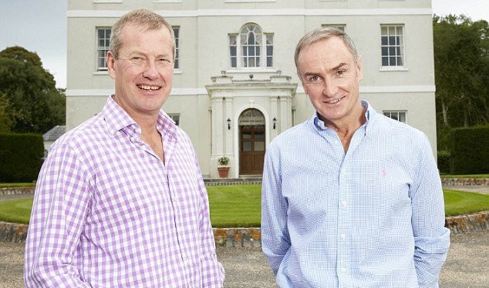 Lorde Ivar Mountbatten e onamorado, James Coyle.