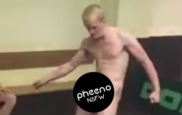  Homem publica vídeo onde aparece brincando de ping pong com o próprio pênis