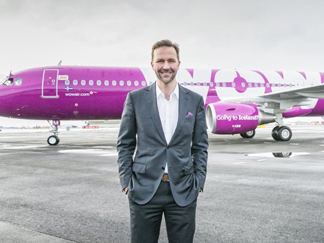  Companhia aérea islandesa lança “avião gay” em apoio à comunidade LGBT