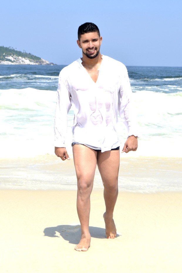 Leandro Azevedo, candidato Mister Universo Cidade do Rio, tem 24 anos e mede 1,75 m.