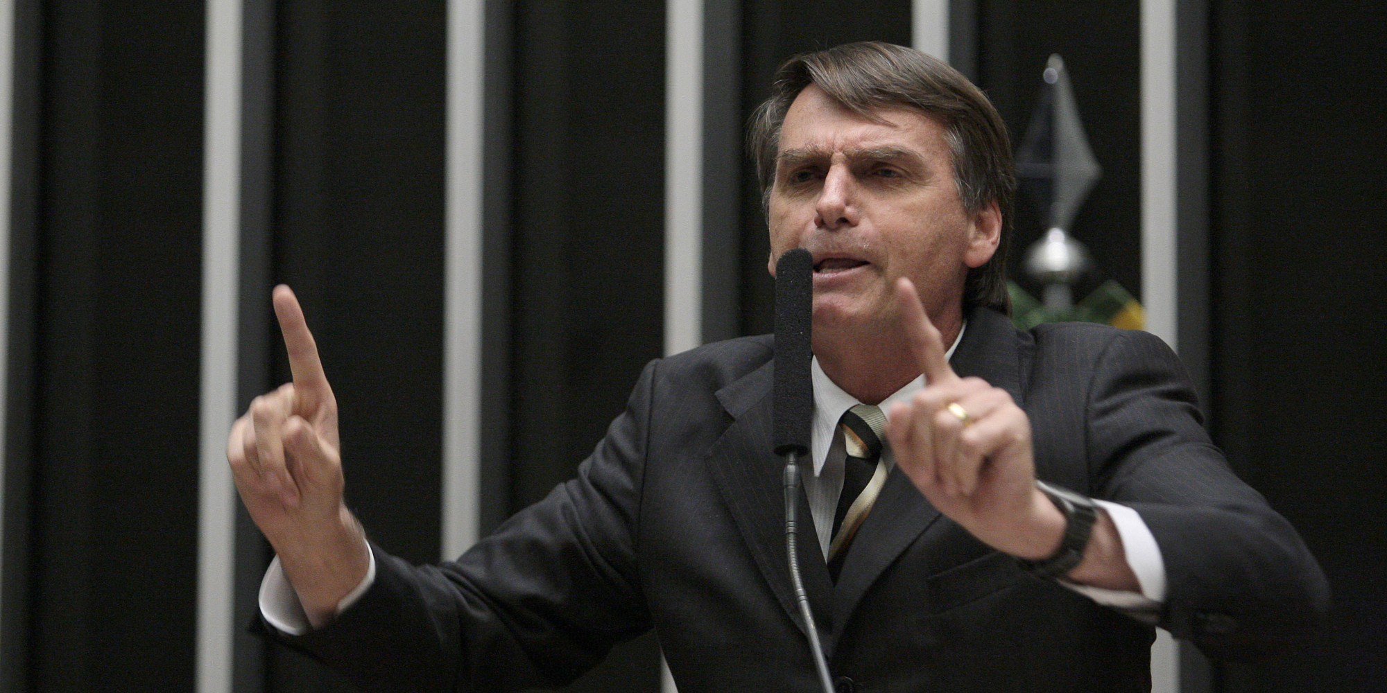 Bolsonaro é considerado o “político mais repulsivo do mundo” por site australiano