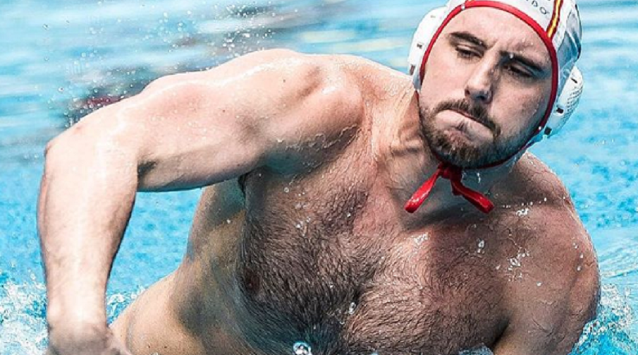 Jogador de pólo aquático assume ser gay: “Senti a responsabilidade de compartilhar”