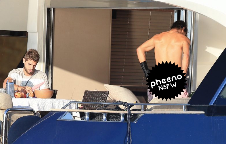  Rafael Nadal se descuida e mostra parte do bumbum durante troca de roupa em iate
