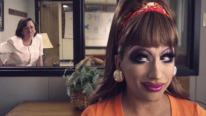  Bianca Del Rio se vinga dos homofóbicos em trailer do seu próprio filme