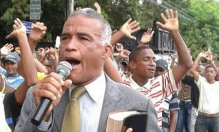 Pastor candidato à prefeitura de Salvador garante ser ex-gay: “Era um demônio”