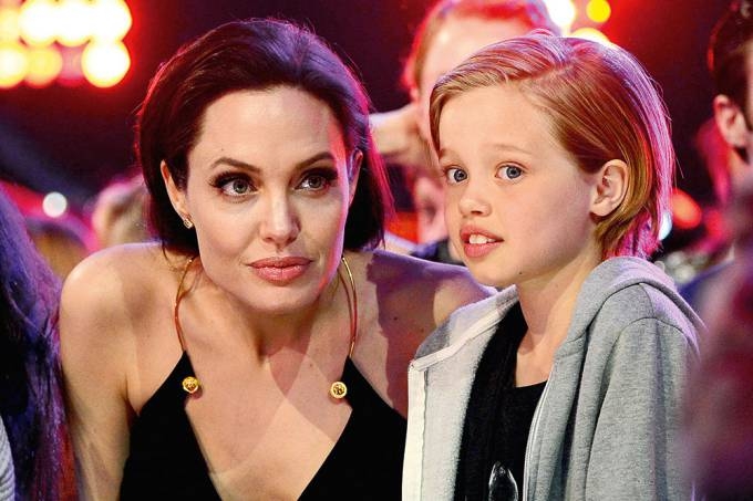  Brad Pitt e Angelina Jolie apoiam decisão da filha de mudar de nome