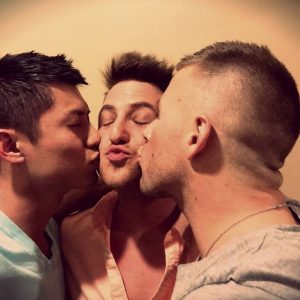 Sebastian Tran, 29, Shayne Curran, 29, e Adam Grant, 27.