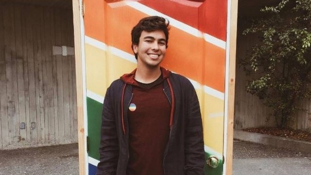  Gay assumido, filho de ator global vira militante LGBT nos Estados Unidos