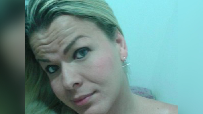 Travesti furtada por cliente em motel se vinga expondo assaltante em rede social
