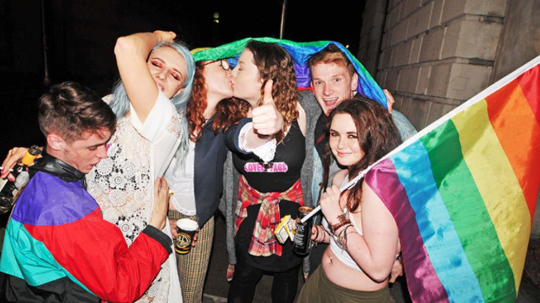 Legalização do casamento gay fez suicídio entre jovens cair nos EUA