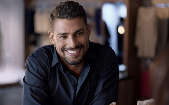 Cauã Reymond visita cinemas pornôs gays para compor personagem