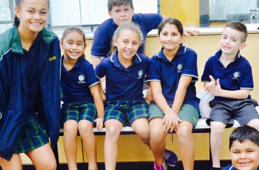  Escola australiana tira definições de gênero dos uniformes