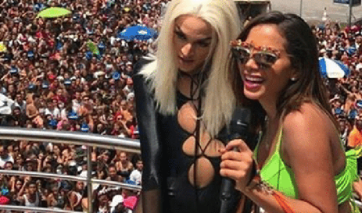 Queremos! Anitta convida Pabllo Vittar para gravar feat