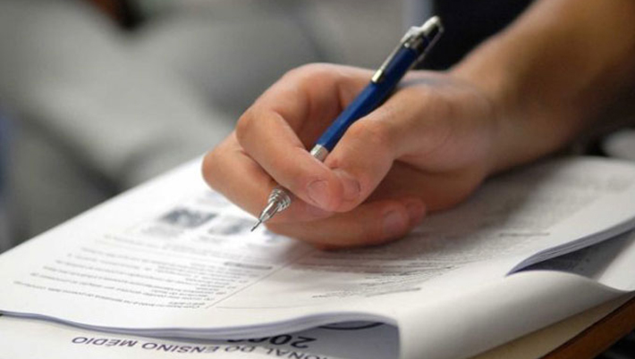 Travestis e transexuais podem solicitar o uso do nome social no Enem a partir desta segunda