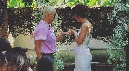 Maria Gadú se casa com Lua Leça em cerimônia íntima