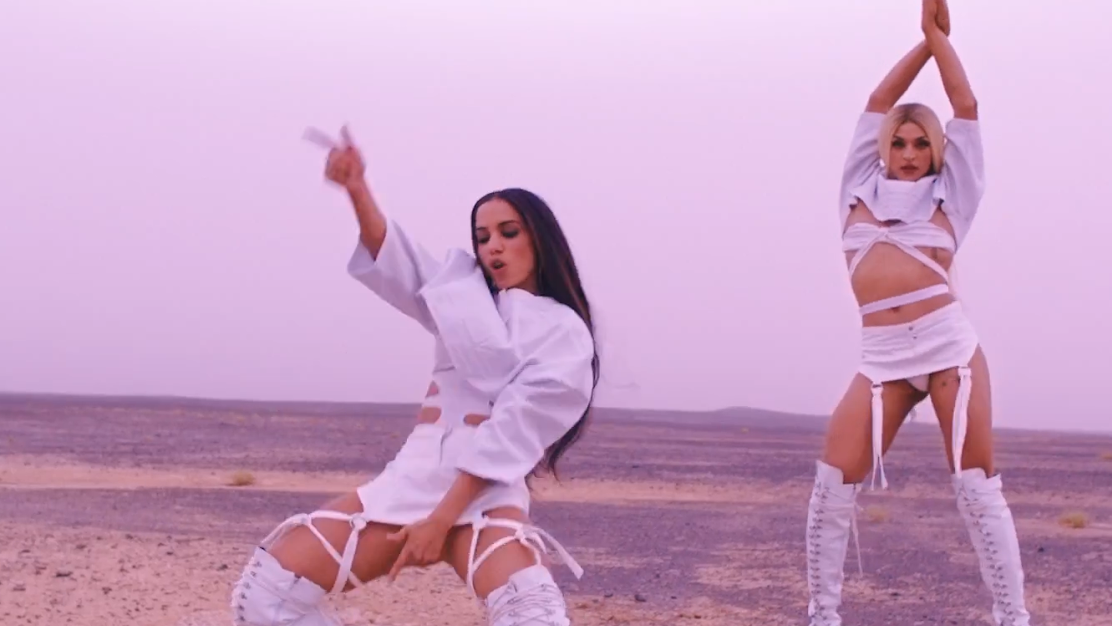 Vaza versão alternativa com cenas inéditas e muita bateção de bunda de “Sua Cara”