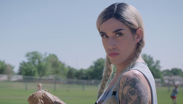 Ela está de volta! Adore Delano lança novo clipe e anuncia terceiro álbum