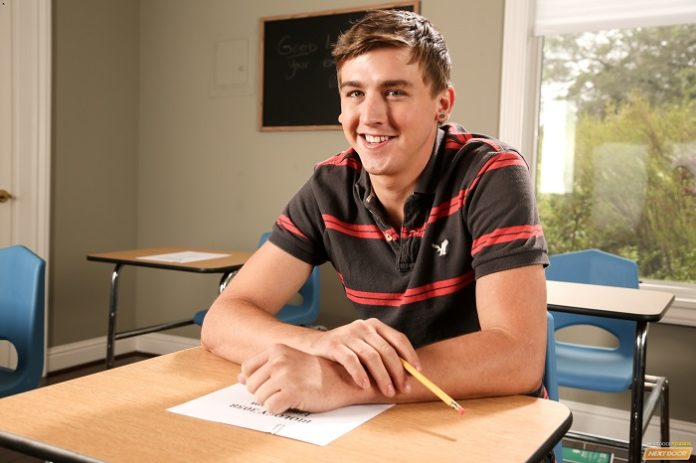 Ator pornô gay Tyler Sky morre aos 26 anos vítima de ataque cardíaco