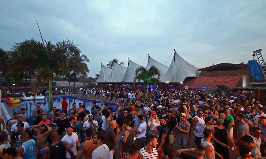  RJ: The Original Brazilian Pool Party promove edição indiana ao som de DJ Aron e convidados