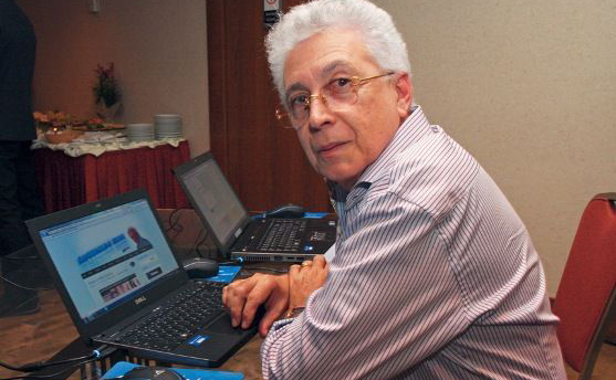 Aguinaldo Silva causa polêmica no Twitter ao declarar que ser trans é “modinha”