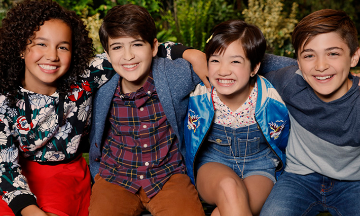  Disney Channel terá primeiro romance gay em série infanto-juvenil