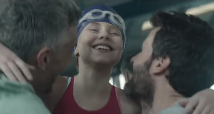 Vídeo: Vivo divulga comercial com casal de pais gays; assista