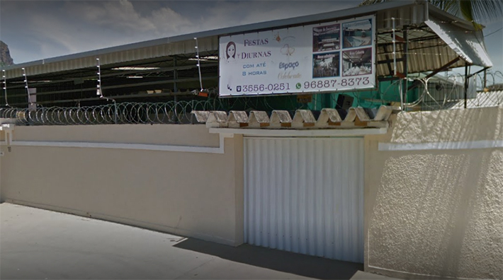 Beijo gay em festa carioca revolta donos do local e evento é interrompido: “Aqui é casa de família”