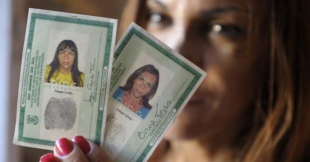  Travestis e transexuais terão carteira de identidade social no Rio de Janeiro
