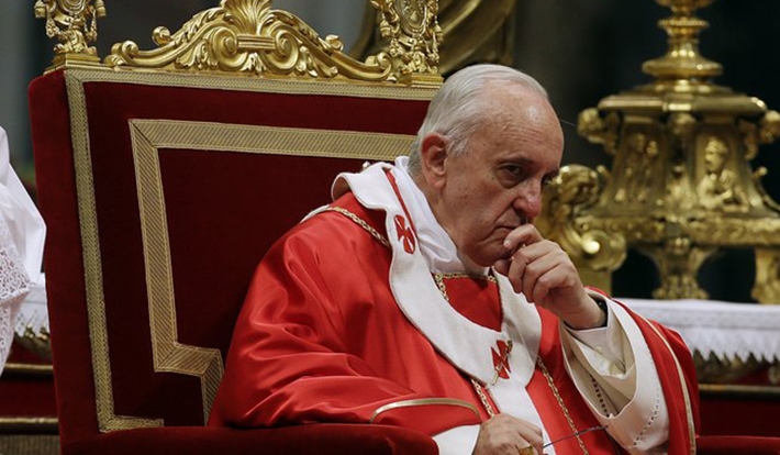  Vaticano reforça que homossexuais ou apoiadores da ‘cultura gay’ não podem ser sacerdotes