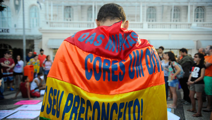 Levantamento aponta recorde de mortes por homofobia no Brasil em 2017