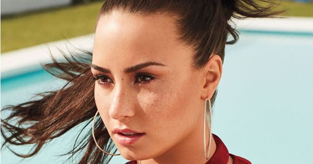 Demi Lovato fala sobre sua sexualidade: “Eu sou fluída. Acho que amor é amor”