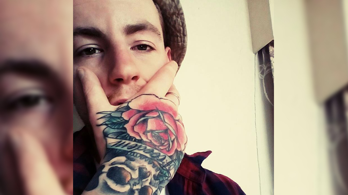 Mãe tenta doar órgãos do filho, mas é impedida por ele ser gay