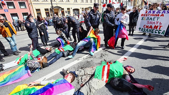  Preocupante: 39% dos russos acham que estrangeiros LGBTs serão atacados na Copa do Mundo
