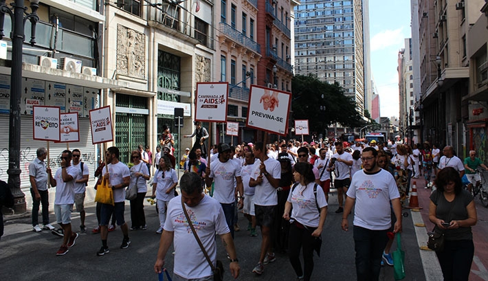  Projeto de lei “Caminhada da AIDS” é aprovado em São Paulo
