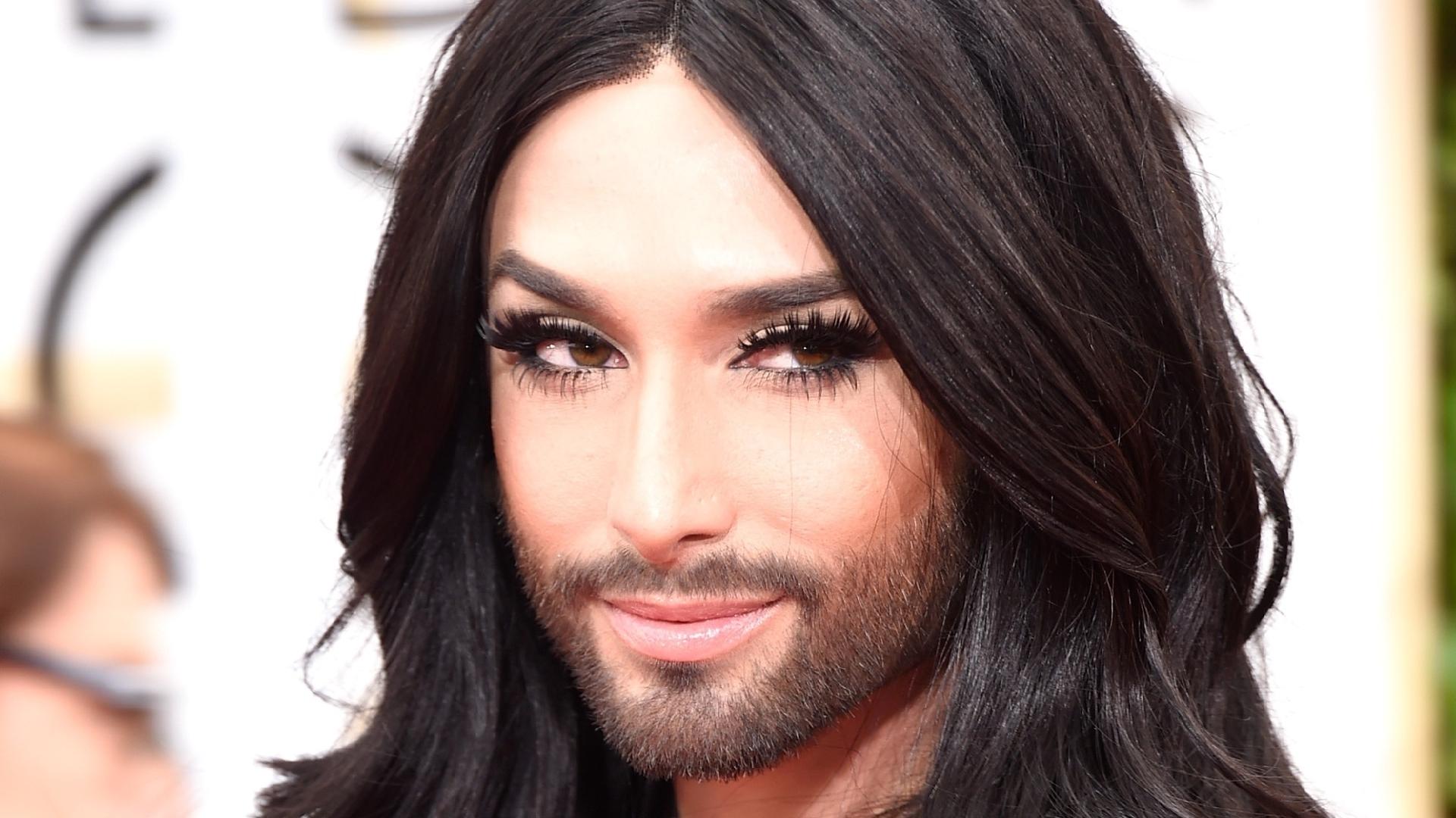 Ameaçada por ex-namorado, Conchita Wurst revela ser portadora do vírus HIV