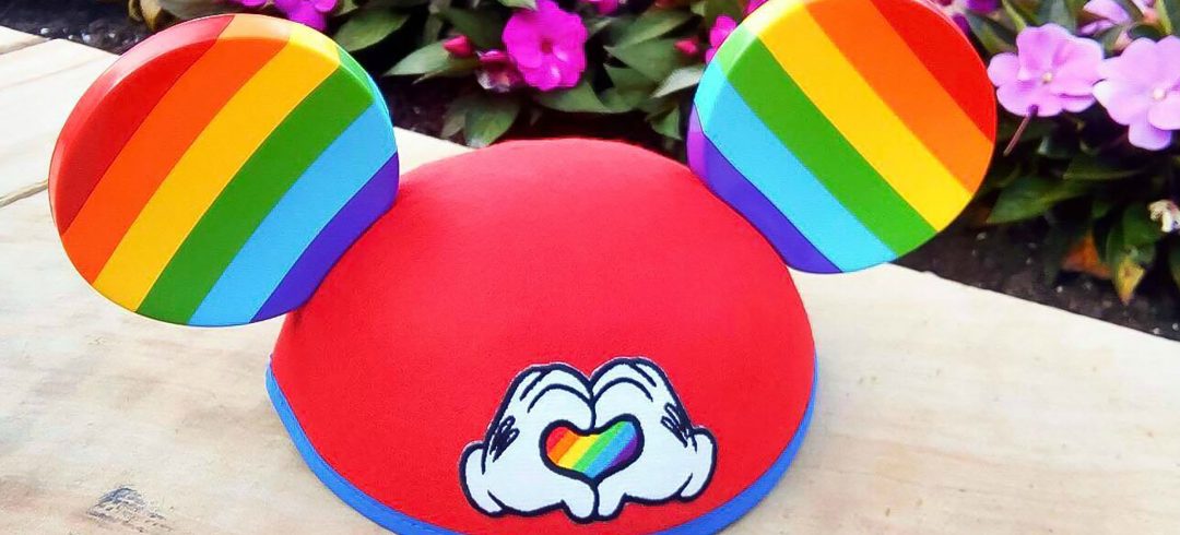 Disney lança orelhas do Mickey com cores da bandeira gay