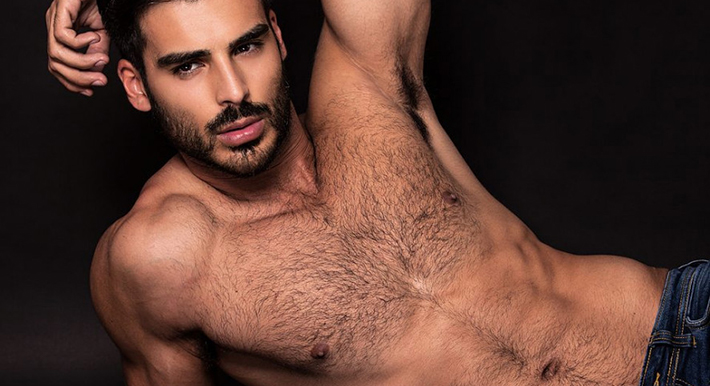 Solteiro, ator de “O Outro Lado do Paraíso” nega boatos de que seja gay: “Nada contra”