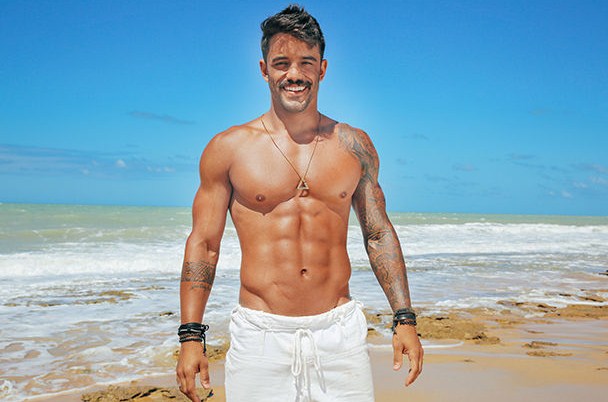 Ex-participante de reality da MTV é acusado de homofobia após responder comentário de seguidor