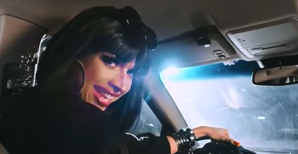 Lia Clark divulga teaser baphão de “Q.M.T.” e anuncia data de lançamento do videoclipe