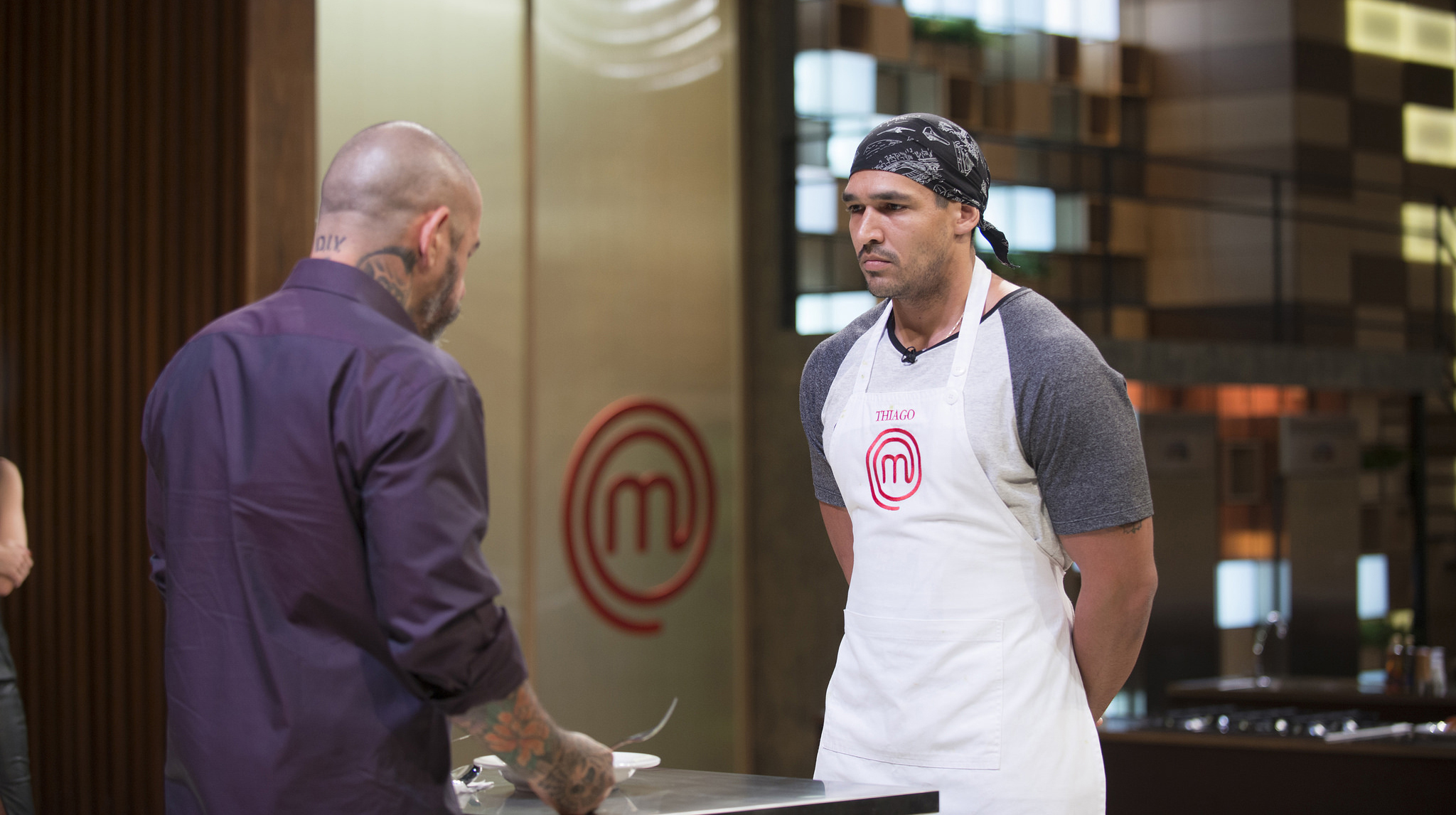 Thiago Gatto, o policial militar magia participante do MasterChef Brasil