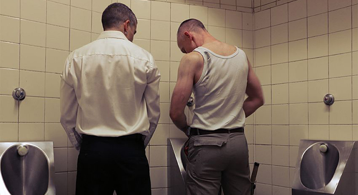 Servidor público que assediou sexualmente três faxineiros é demitido