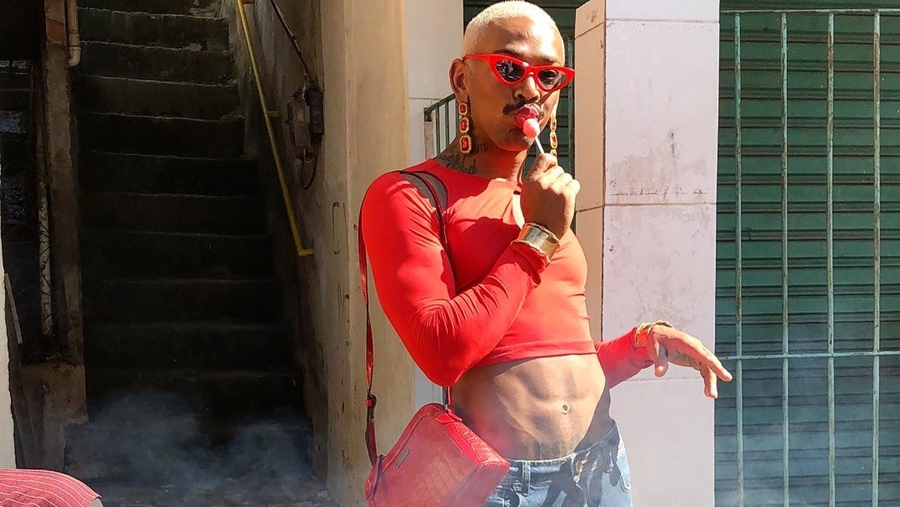 Após criticas por parte da comunidade LGBT, Nego do Borel nega apoio a Bolsonaro