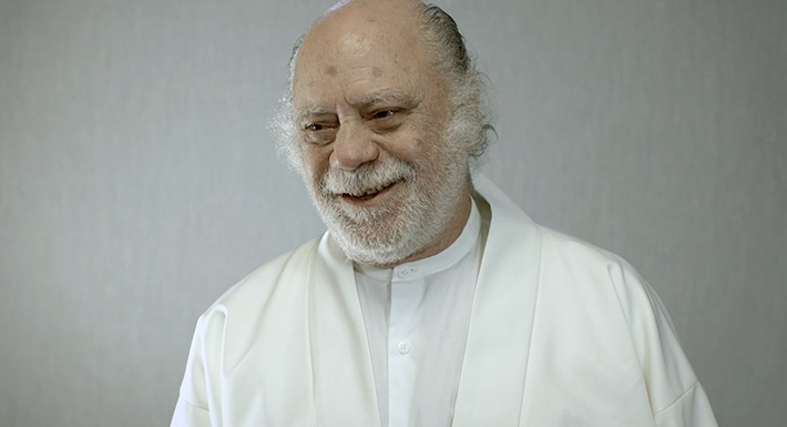 Tonico Pereira revela ser protagonista do primeiro beijo gay do cinema nacional