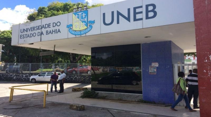  Universidade Estadual da Bahia estabelece cotas para travestis