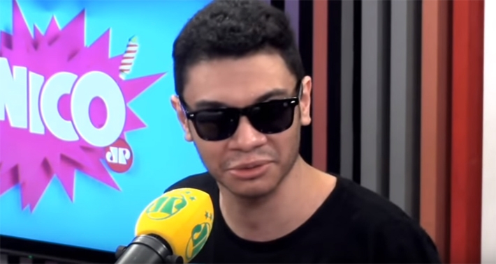  Integrante do “Pânico” assume homossexualidade ao vivo durante programa em rádio