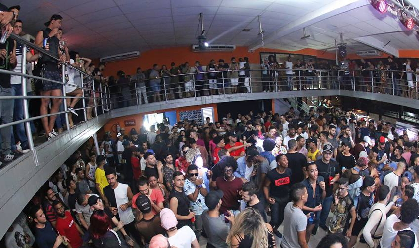  RJ: queridinha da Zona Norte carioca, festa MARA comemora dois anos com show de Lorena Simpson