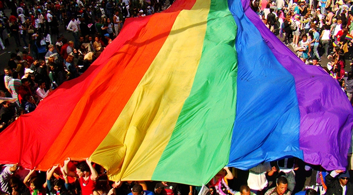  Senado abre consulta pública sobre a criminalização da homofobia