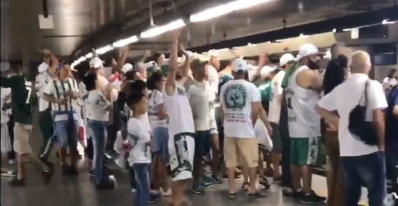  “O Bolsonaro vai matar viado”, gritam homofóbicos no metrô de SP; assista