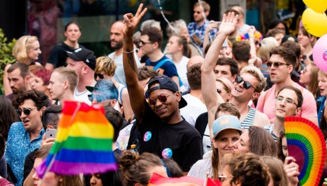  Homofobia e transfobia agora dão pena de até três anos de prisão na Suíça
