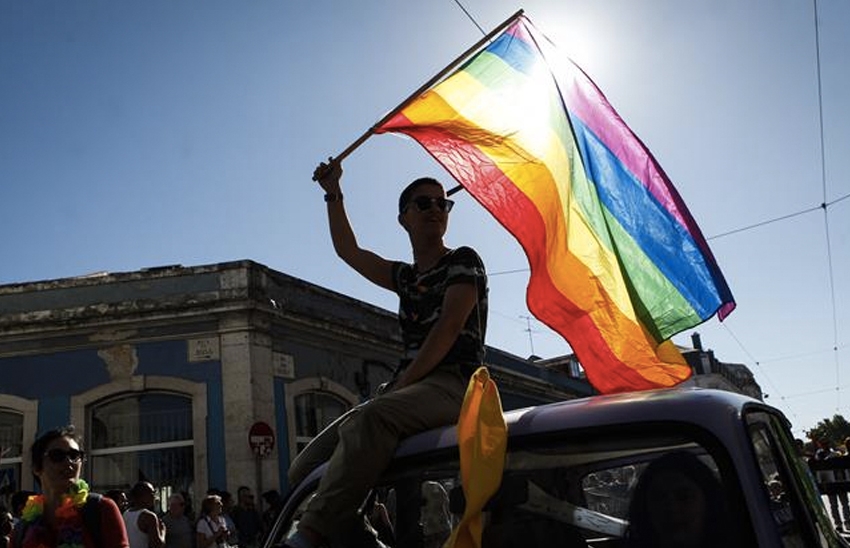  Portugal está virando refúgio para LGBTs brasileiros, afirma jornal